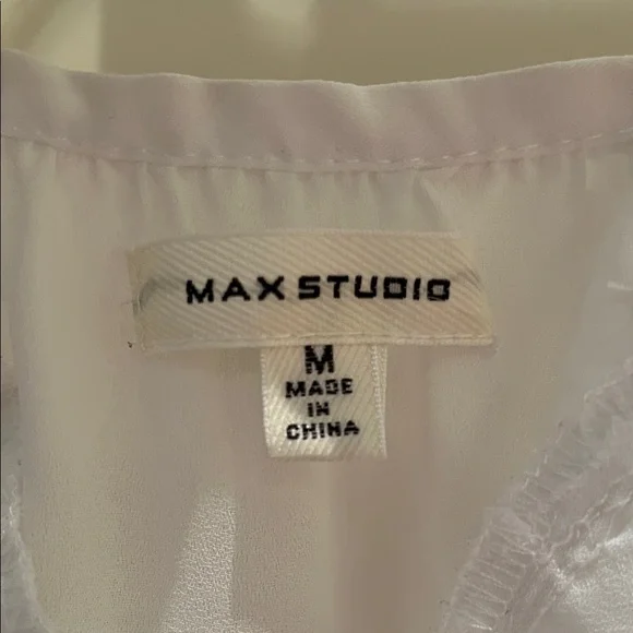 Max Studio White Ruffle Top Size M - Picture 2 of 13